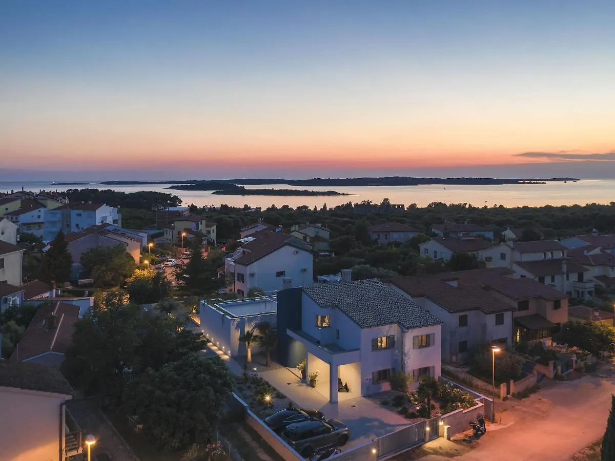 Modern Villa With Sea View And Private Pool Stinjan